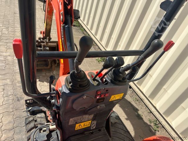 Minigrävare KUBOTA K008-3 / 2021 BJ / 725 H / 4 x Löffel
