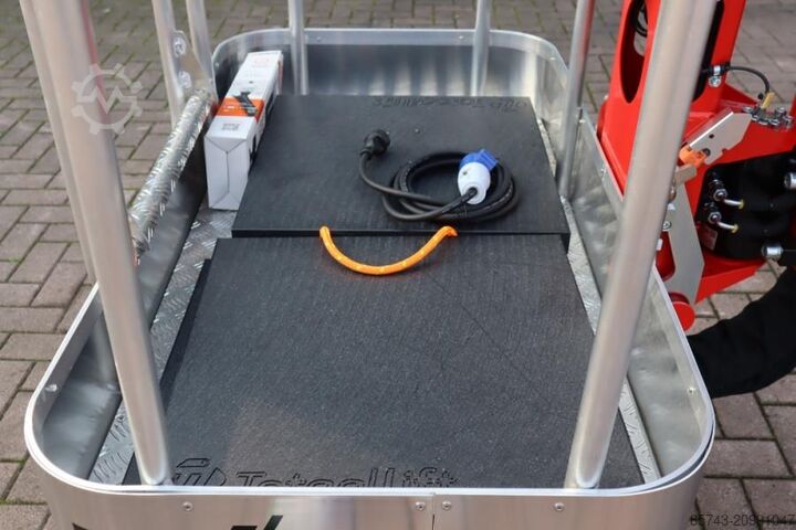 Nivelletty teleskooppinen työtaso Platform Basket Spider 18.90 PRO CE Declaration, Valid inspection,