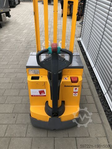 Transpaletas eléctricas Jungheinrich EJE-C 20