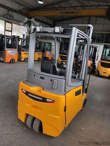 Elektrisch – 3 Räder Jungheinrich EFG 216
