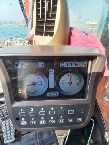 حفارة تلسكوبية Hitachi EX1200-6 Longreach 28m (Abu Dhabi)