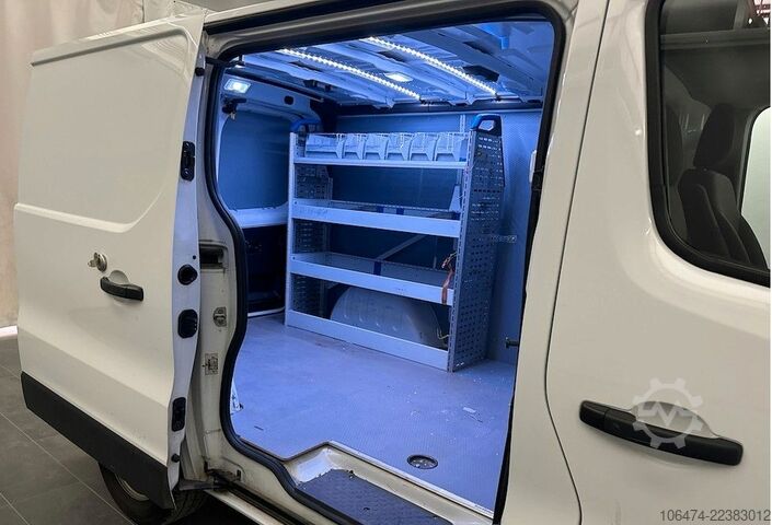 Kastenwagen RENAULT Trafic Kasten L1H1 2,8t Komfort # 24 tkm# Regal