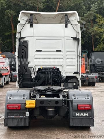 Đầu kéo tiêu chuẩn MAN TGX 18.460 4x2 Blatt/Luft Retarder NAVI Klima