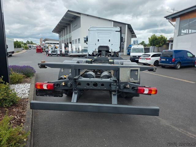  Mercedes-Benz Actros 2542 L 6x2 BDF Retarder ADR
