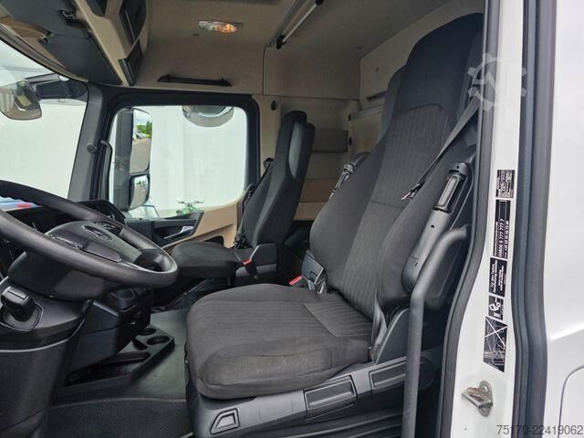  Mercedes-Benz Actros 2542 L 6x2 BDF Retarder ADR