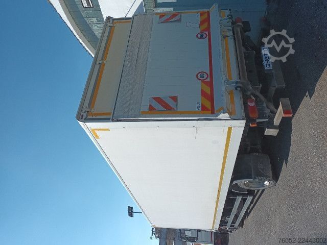 Sandučar kamion IVECO ML 120E25/P