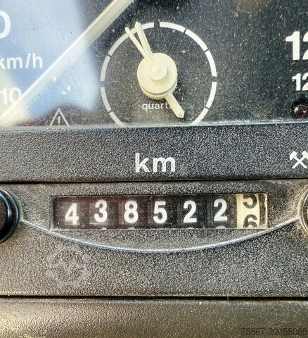 Kiper kamion Iveco EUROCARGO 130E18