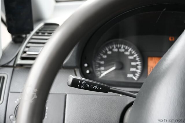 รถสเตชั่นแวกอนหลังคาสูง Mercedes-Benz Vito 113 CDI 4x4 320 Lang Stoelverwarming Stand...
