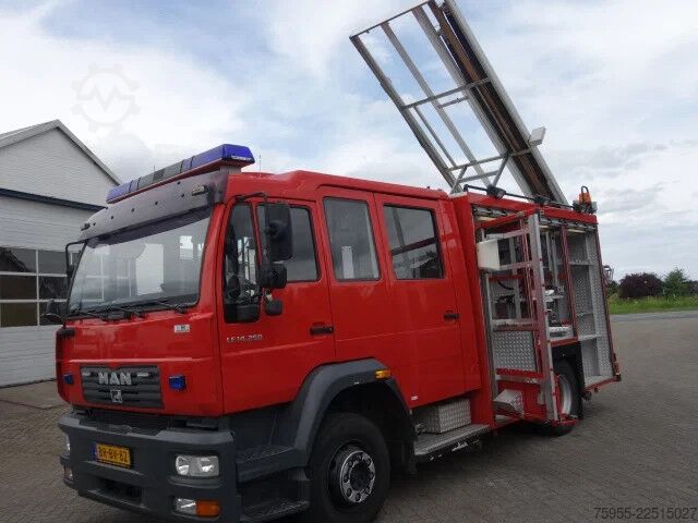 Brannbil MAN L79 14-250 man bomberos truck