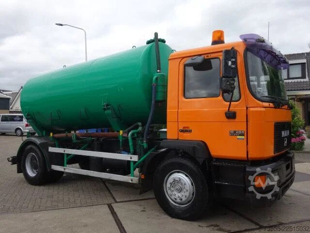 Sugebil MAN 18-264 6 cil manualpomp,toilet truck vacuum/ press