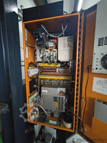 立式加工中心 HURCO VM1