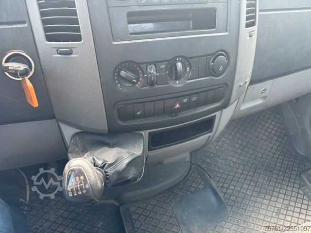 Pick-up kombi MERCEDES-BENZ Sprinter 313 CDI Pritsche Kran