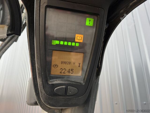 Elektryczny wózek widłowy 3 kołowy Linde E16-02