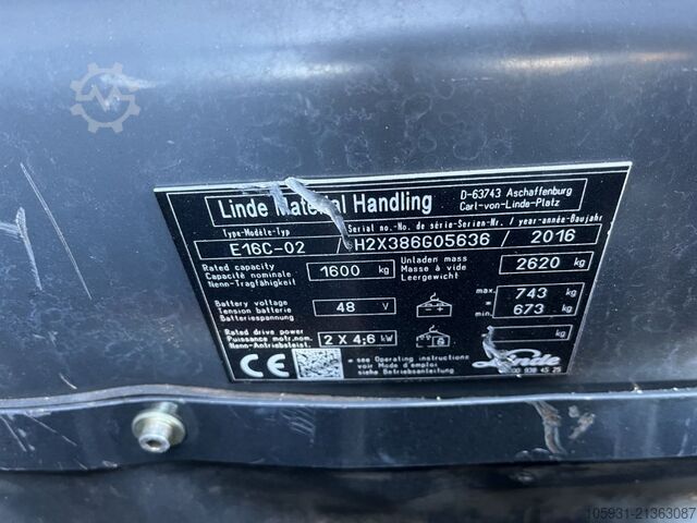 Elektryczny wózek widłowy 3 kołowy Linde E16C-02