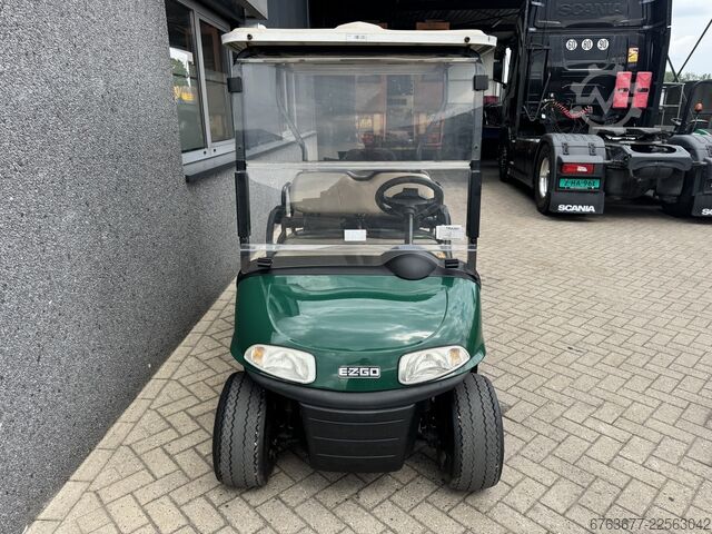 EZGO RXV 高尔夫球车，电动，4座，2019年，含充电器 EZ-GO RXV Golfkar Golfcar Elektrisch 4 Zits 2019 Inc Lader
