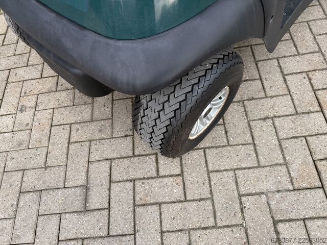 Golfkar CLUBCAR PRESEDENT, 2 vendesh, Golfkar Golfcart 2017 me karikues CLUCAR PRESEDENT 2 zitter Golfkar Golfcart 2017 Met Lader