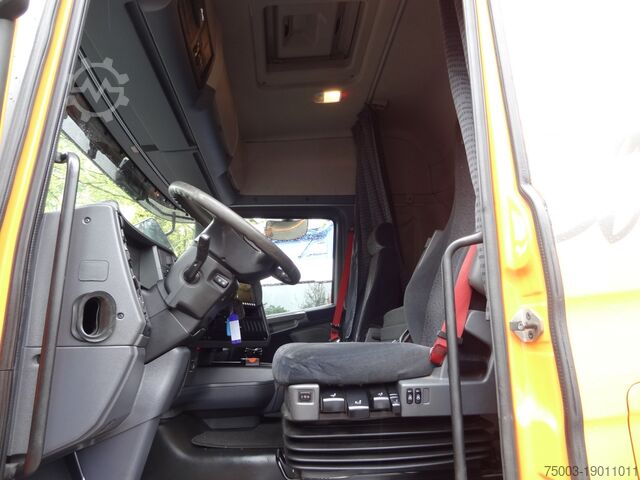 Flutningabíll með sléttu pallrými Scania R480 6X2*4 Kran Atlas 240 bis 20 Meter