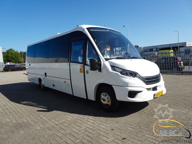اتوبوس توریستی IVECO Rosero First FLHI XL - 31 Sitze EURO 6