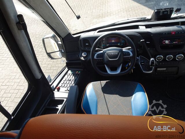 اتوبوس توریستی IVECO Rosero First FLHI XL - 31 Sitze EURO 6