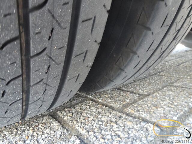 اتوبوس توریستی IVECO Rosero First FLHI XL - 31 Sitze EURO 6