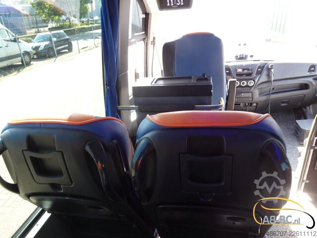 اتوبوس توریستی IVECO Rosero First FLHI XL - 31 Sitze EURO 6