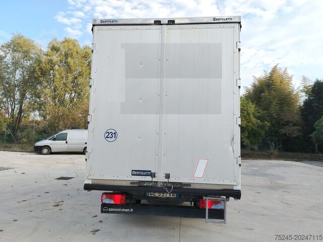 Gardinsider van MAN TGE 3.180 2.0 CENTINA CON TELO
