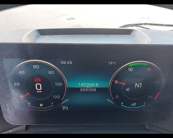 יחידת גרר סטנדרטית MERCEDES-BENZ Actros L 18 4x2 - Actros L 1848 LS 4x2