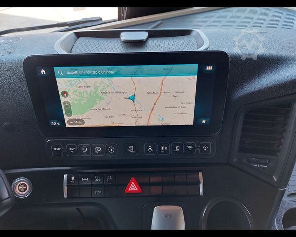 יחידת גרר סטנדרטית MERCEDES-BENZ Actros L 18 4x2 - Actros L 1848 LS 4x2