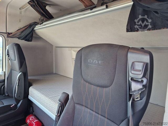 стандартен влекач DAF XF