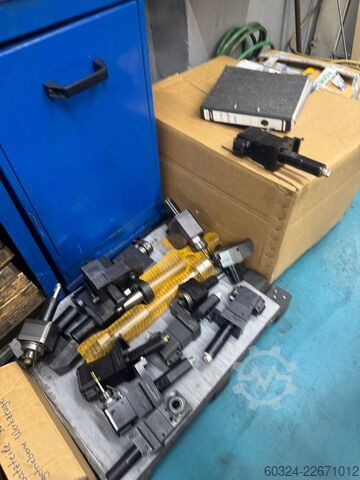 Pionowe centrum tokarsko-frezarskie CNC EMAG EMAG VTC 250