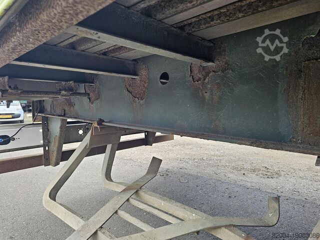 2002 FREUHAUF 3 AXLE CURTAINSIDER | BPW AXLES FREUHAUF 3 AXLE CURTAINSIDER | BPW AXLES