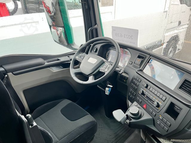木材運搬トラック MAN TGX 33 520 6x4 BL PLATTFORM Epsilon Q150Z96