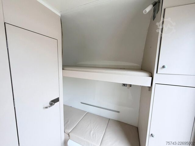 Prikolica za prevoz konj  STX 3,5T  2 Pferd   Pferdeanh. Wohn. Dusche, WC