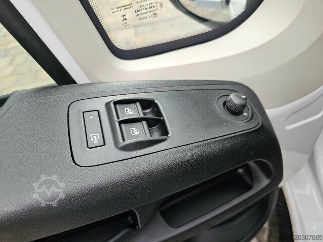 Customized van Fiat Ducato 120 L2H1 Premium Kabine + Visibility