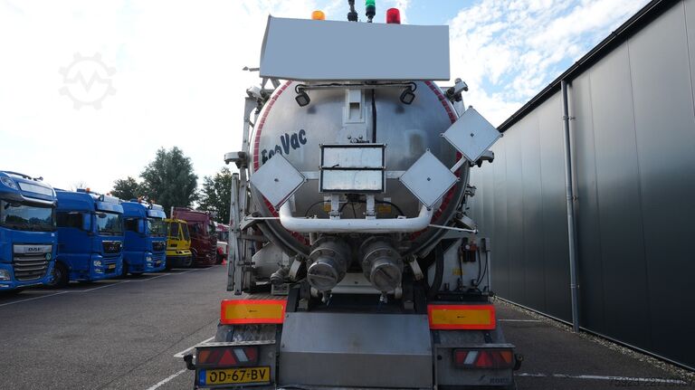 タンク Ligthart 3 axle high pressure and suck 27 m3 tipper tank...