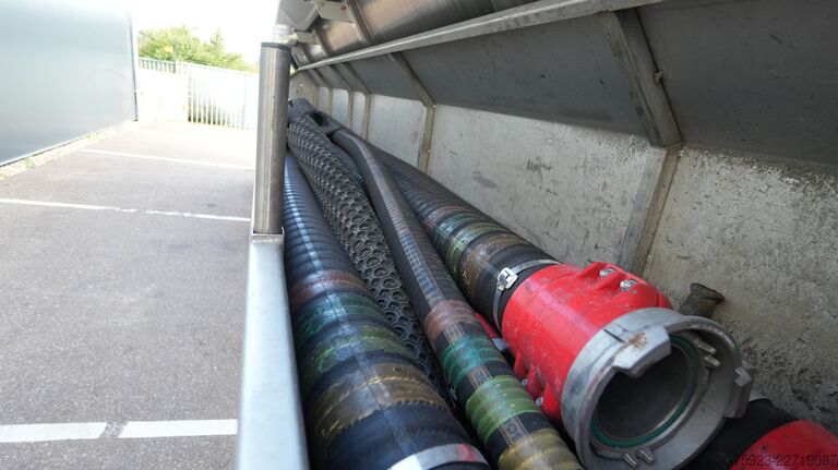 タンク Ligthart 3 axle high pressure and suck 27 m3 tipper tank...