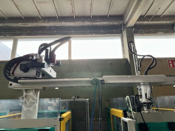 Spuitgietmachine Arburg 470C 1500-400