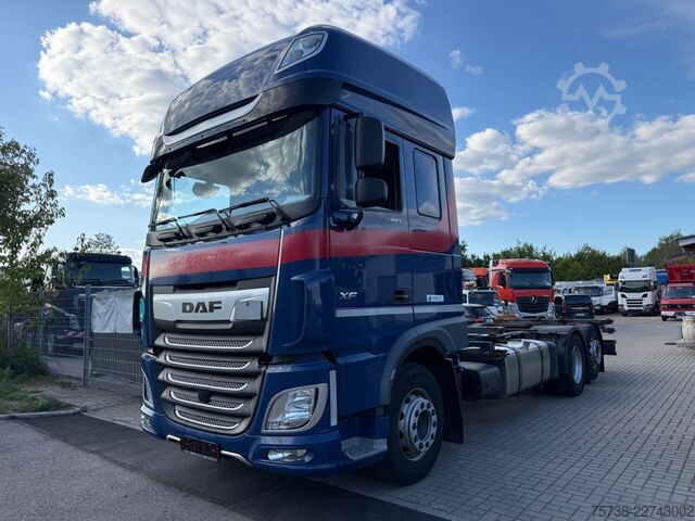 Kamion s izmjenjivom nadogradnjom DAF XF480 6X2*4SSC BDF/Intarder/LENKACHSE/Standklima