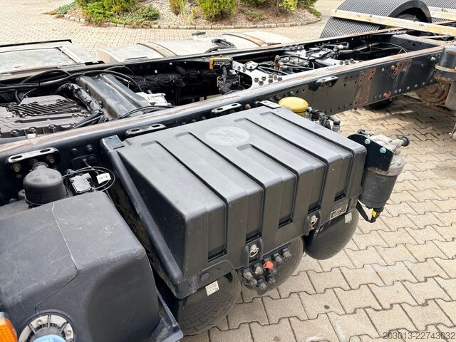 ट्रक चेसिस MAN TGX TGX 26.580 6x4 LL Euro 6 Fahrgestell