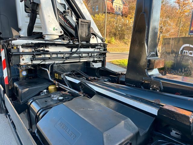 Autocamion cu cârlig pentru containere MAN TGS 26.400 6x2 Abrollkipper KRAN FUNK lift/lenk