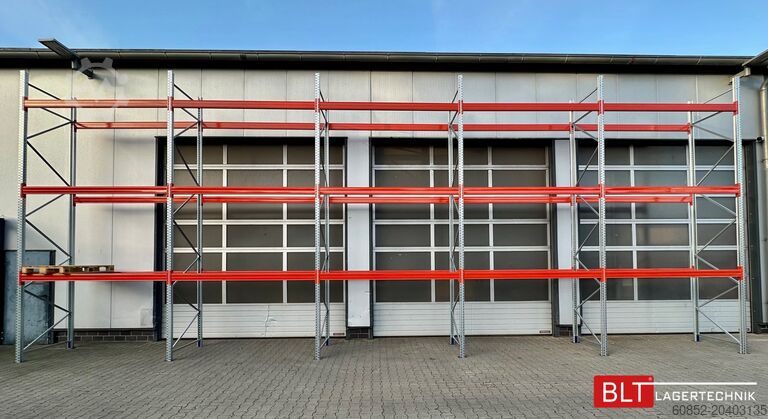 Polička pro vysoké zatížení ca. 100,16 lfm. Palettenregale H: 550cm Fachlast : 3000 kg , 432 Palettenplätze