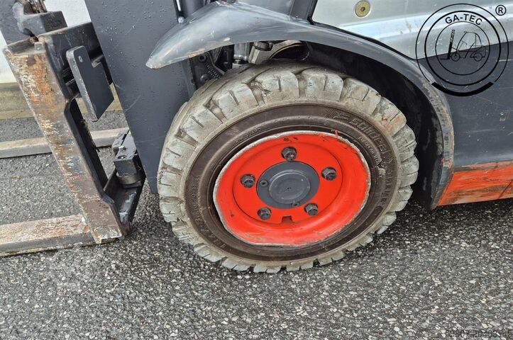 Elektrická tříkolka Linde E16