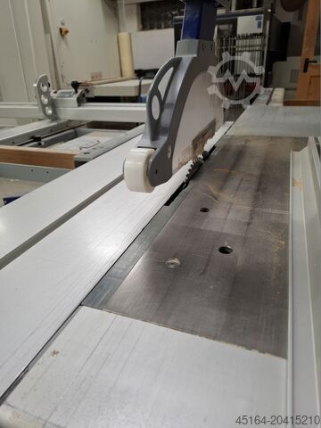 Pila s posuvným stolem Felder Kappa 400