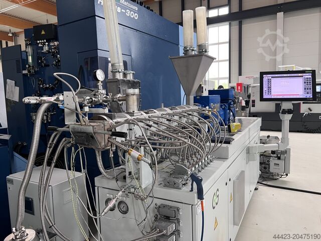 Twin-screw extruder KraussMaffei ZE25A x 47D UTXi-UG