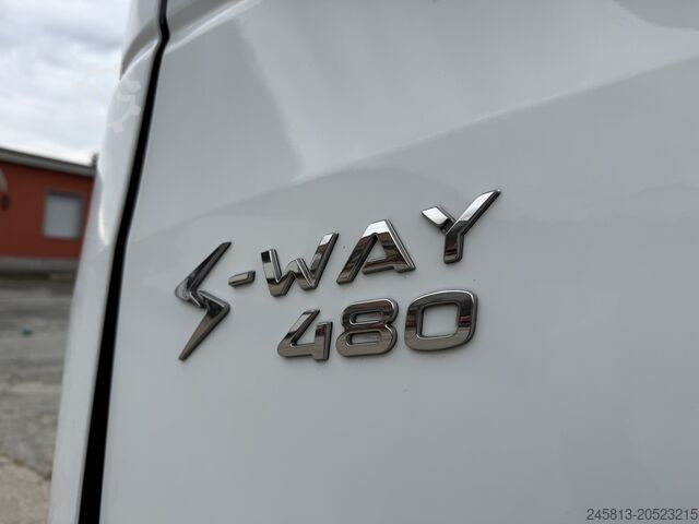 Standard road tractor Iveco sway 480