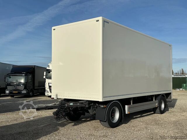 Koffert Pacton PACTON GESLOTEN AANHANGER MET LAADKLEP