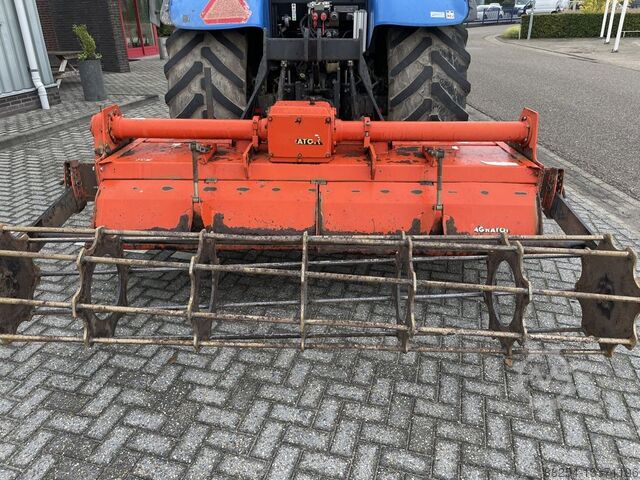Cultivador Agrator AM 2550 zware grondfrees met kooirol