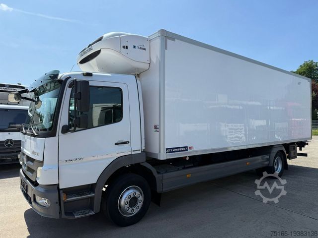 Kælivörubíll MERCEDES-BENZ ATEGO 1522 L Kühlkoffer 7,4 m LBW 2 T*THERMOKING