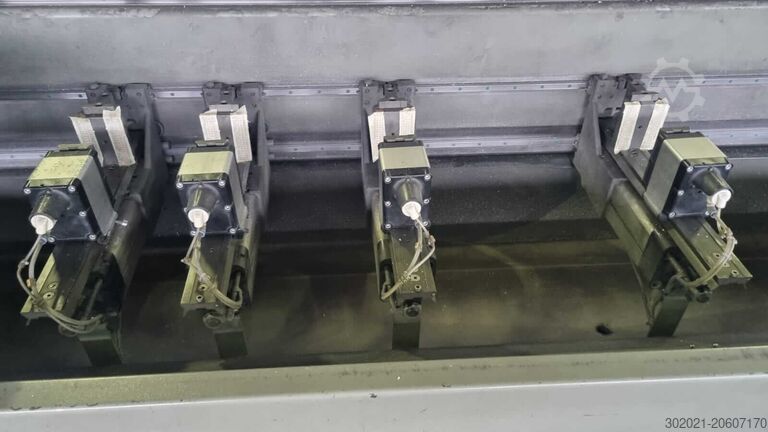 CNC obráběcí centrum - Emmegi T4 A Emmegi Phantomatic T4 A