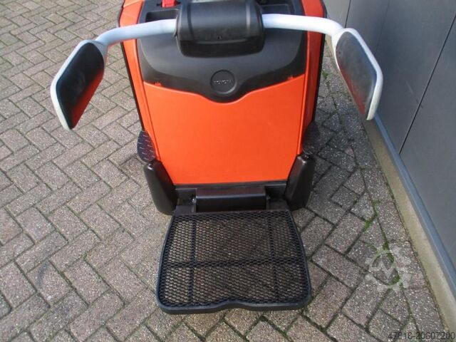 شاحنة البليت TOYOTA LPE250